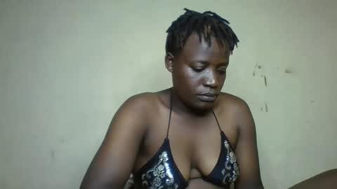 Snapshot of vee_tommy chatting on December 2024 07:29:01 PM Vee tommy online show from December 2024 07:29:01 PM