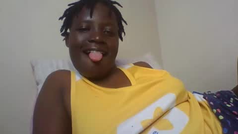 Snapshot of vee_tommy chatting on February 2025 06:47:02 PM Vee tommy online show from February 2025 06:47:02 PM