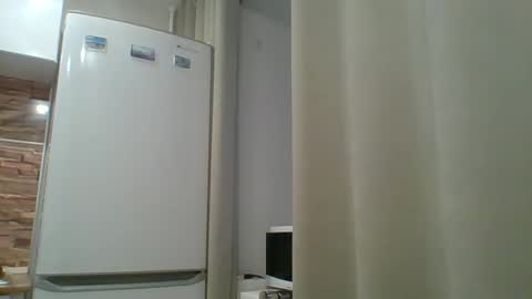 Snapshot of veessa chatting on November 2025 11:53:02 AM Veessa online show from November 2025 11:53:02 AM