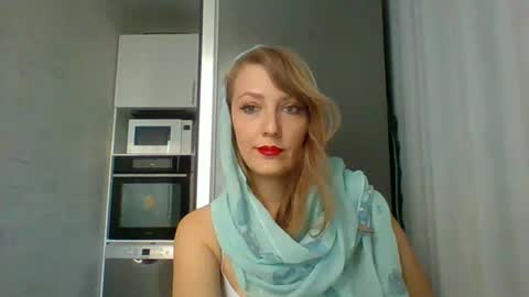 Veessa online show from April 2026 03:20:01 PM