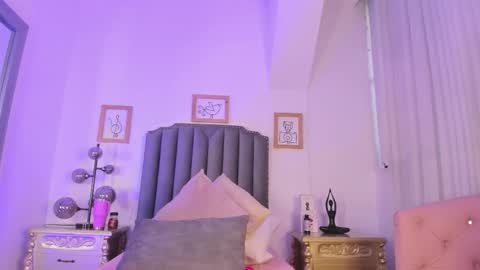   online show from September 2025 11:46:02 AM