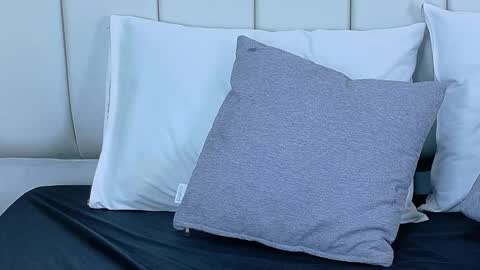 Mia brando online show from March 2026 02:04:02 AM