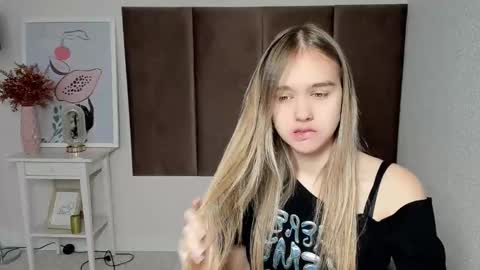 Barbara online show from October 2025 04:26:01 AM