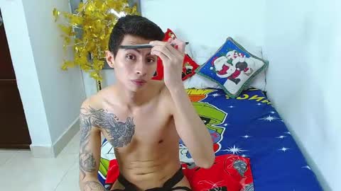 velk_hot1 online show from December 2025 04:14:01 PM