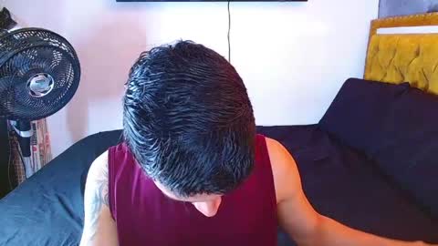 velk_hot1 online show from April 2026 03:03:02 PM