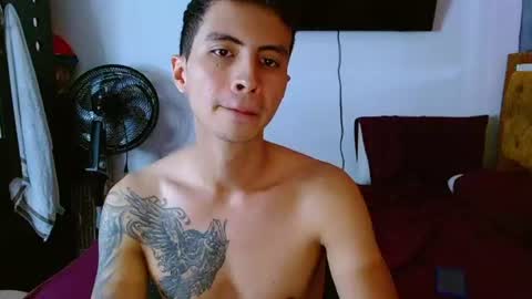 velk_hot1 online show from June 2026 11:51:02 AM