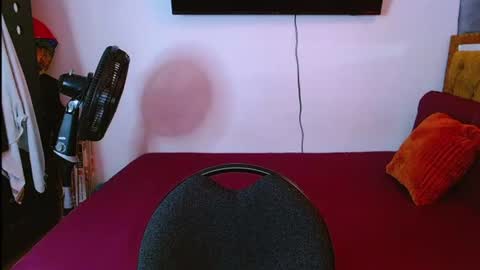 velk_hot1 online show from June 2026 01:43:01 PM