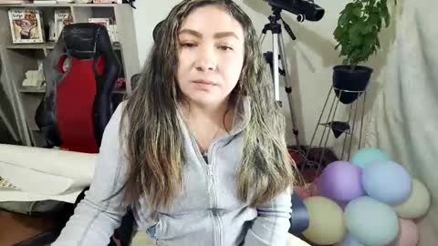 Im VelaI will be Christmas and New Year with my family December 22 to January 13 I will miss you guys. online show from October 2025 01:50:01 AM