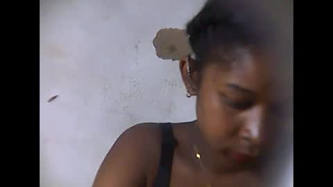 Snapshot of veloanthonia chatting on September 2025 12:06:01 PM veloanthonia online show from September 2025 12:06:01 PM