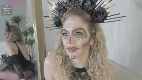 Snapshot of velora_ chatting on October 2025 04:02:02 AM Velora online show from October 2025 04:02:02 AM