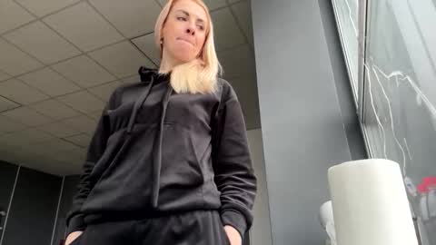 velour_kiss online show from March 2026 07:23:01 AM