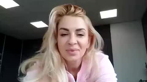 velour_kiss online show from March 2026 07:42:01 AM