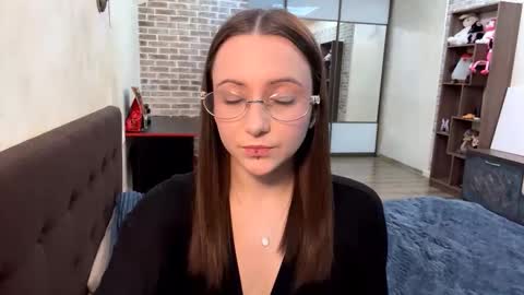 LisaWens online show from February 2026 03:10:02 PM