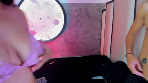 Snapshot of velvet_duo23 chatting on April 2026 12:00:01 PM Stefany Y Diego online show from April 2026 12:00:01 PM