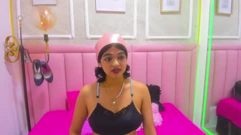 Snapshot of velvet_giirll chatting on July 2026 01:41:02 PM velvet_giirll online show from July 2026 01:41:02 PM