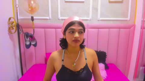 Snapshot of velvet_giirll chatting on July 2026 03:03:02 PM velvet_giirll online show from July 2026 03:03:02 PM