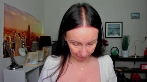 Snapshot of velvet_jasmine chatting on September 2025 05:29:02 AM Jasmine online show from September 2025 05:29:02 AM