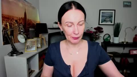 Snapshot of velvet_jasmine chatting on September 2025 05:31:01 AM Jasmine online show from September 2025 05:31:01 AM