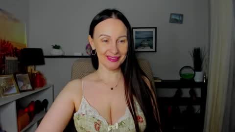 Jasmine online show from November 2025 06:36:01 AM