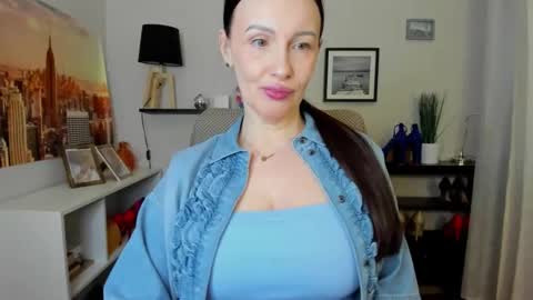 Snapshot of velvet_jasmine chatting on March 2026 06:40:02 AM Jasmine online show from March 2026 06:40:02 AM