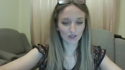 Snapshot of velvetintuition chatting on May 2026 07:53:02 PM velvetintuition online show from May 2026 07:53:02 PM
