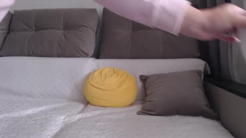 velvetmoon123 online show from April 2026 06:50:01 AM
