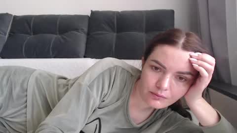 velvetmoon123 online show from May 2026 08:19:01 AM
