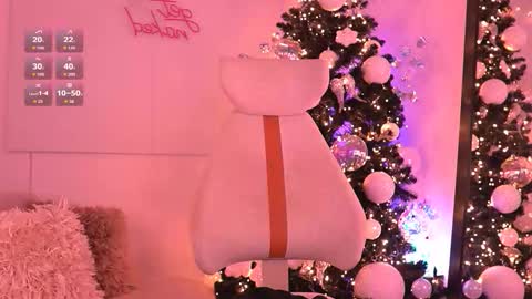 Velvet online show from December 2025 10:51:01 PM