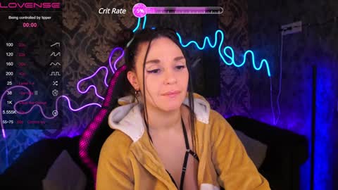 Snapshot of velvetsky_ chatting on December 2024 06:04:02 PM Stella online show from December 2024 06:04:02 PM