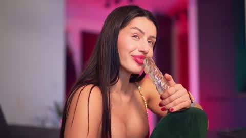 Snapshot of velvettangel chatting on February 2025 02:15:02 PM Adalline online show from February 2025 02:15:02 PM