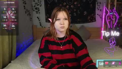 Snapshot of velvetvixonx chatting on September 2025 06:20:02 PM velvetvixonx online show from September 2025 06:20:02 PM