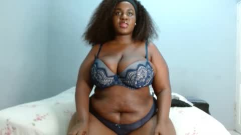 Snapshot of velvetychocolate1 chatting on April 2026 01:41:01 AM velvetychocolate1 online show from April 2026 01:41:01 AM