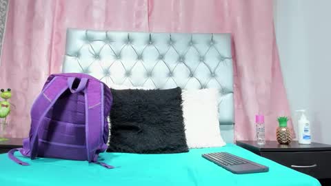 veneno hot online show from November 2025 01:00:02 PM