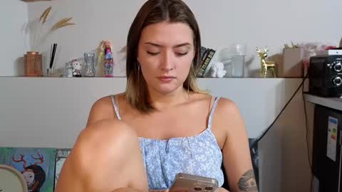 Snapshot of venera_style chatting on September 2025 08:05:01 AM VENERA online show from September 2025 08:05:01 AM