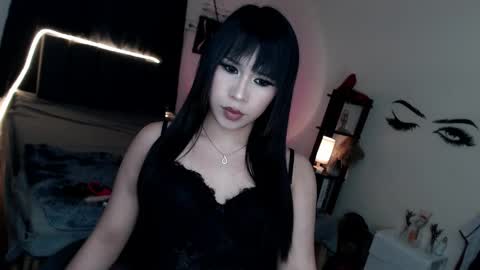 Snapshot of veniceseduction chatting on May 2026 06:02:01 PM veniceseduction online show from May 2026 06:02:01 PM