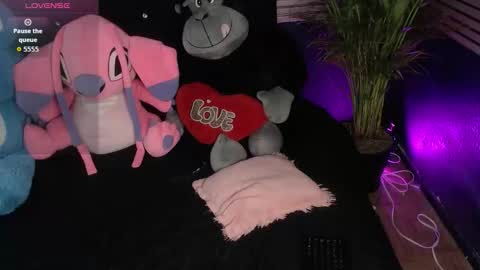 eva online show from November 2025 11:36:02 PM