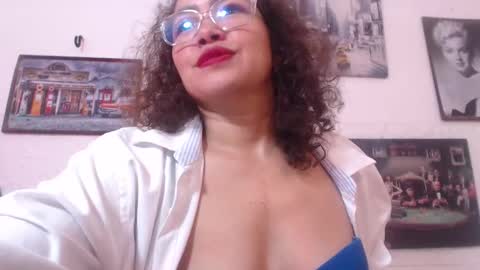 venus_lov online show from October 2025 01:09:02 PM