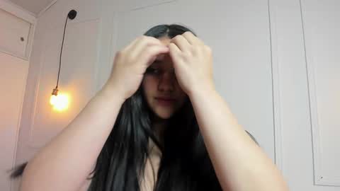Snapshot of venus_naughty_1 chatting on January 2025 11:35:01 AM Sofi online show from January 2025 11:35:01 AM
