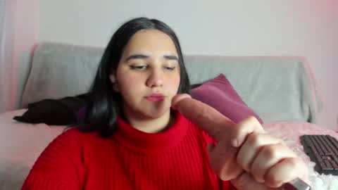 Snapshot of venus_naughty_1 chatting on December 2025 11:43:02 PM Sofi online show from December 2025 11:43:02 PM