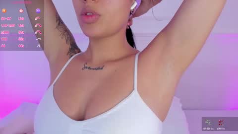 venus_nite online show from September 2025 12:28:01 PM