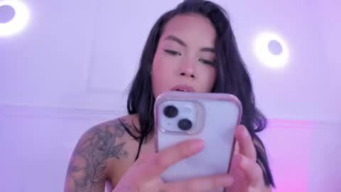 venus_nite online show from October 2025 03:10:01 PM