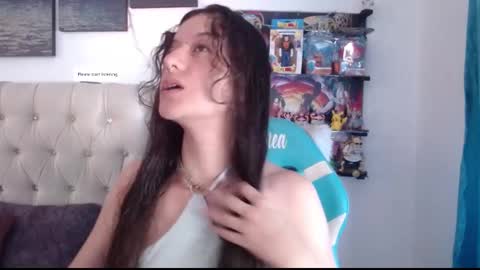 Snapshot of venusandfantashi_gh1 chatting on February 2025 05:43:02 PM venusHelp me reach 100 like honey online show from February 2025 05:43:02 PM