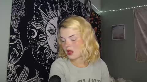 Miss Venus online show from September 2025 02:05:02 AM