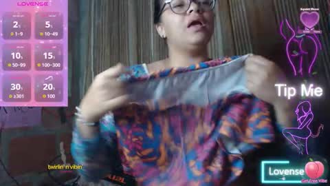 Snapshot of venuslovelatina chatting on March 2026 07:58:01 AM venuslovelatina online show from March 2026 07:58:01 AM