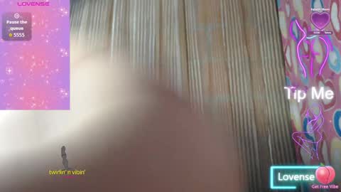 Snapshot of venuslovelatina chatting on April 2026 04:46:01 AM venuslovelatina online show from April 2026 04:46:01 AM