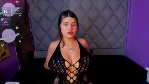 Snapshot of venusowen_ chatting on March 2025 01:17:01 PM Venusowen online show from March 2025 01:17:01 PM