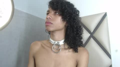 venuss_03 online show from May 2026 03:33:01 AM