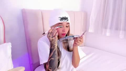 Snapshot of venusvan chatting on October 2025 03:55:01 PM Shelly online show from October 2025 03:55:01 PM