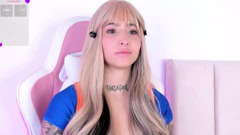 Snapshot of venusvan chatting on October 2025 01:25:01 PM Shelly online show from October 2025 01:25:01 PM