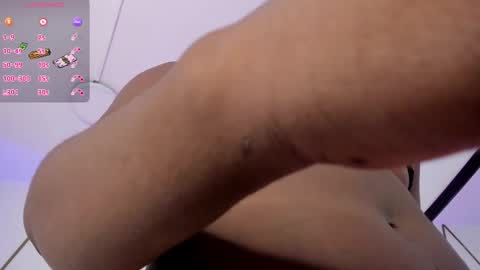 Snapshot of venuswilds chatting on October 2025 11:40:01 AM VENUS online show from October 2025 11:40:01 AM